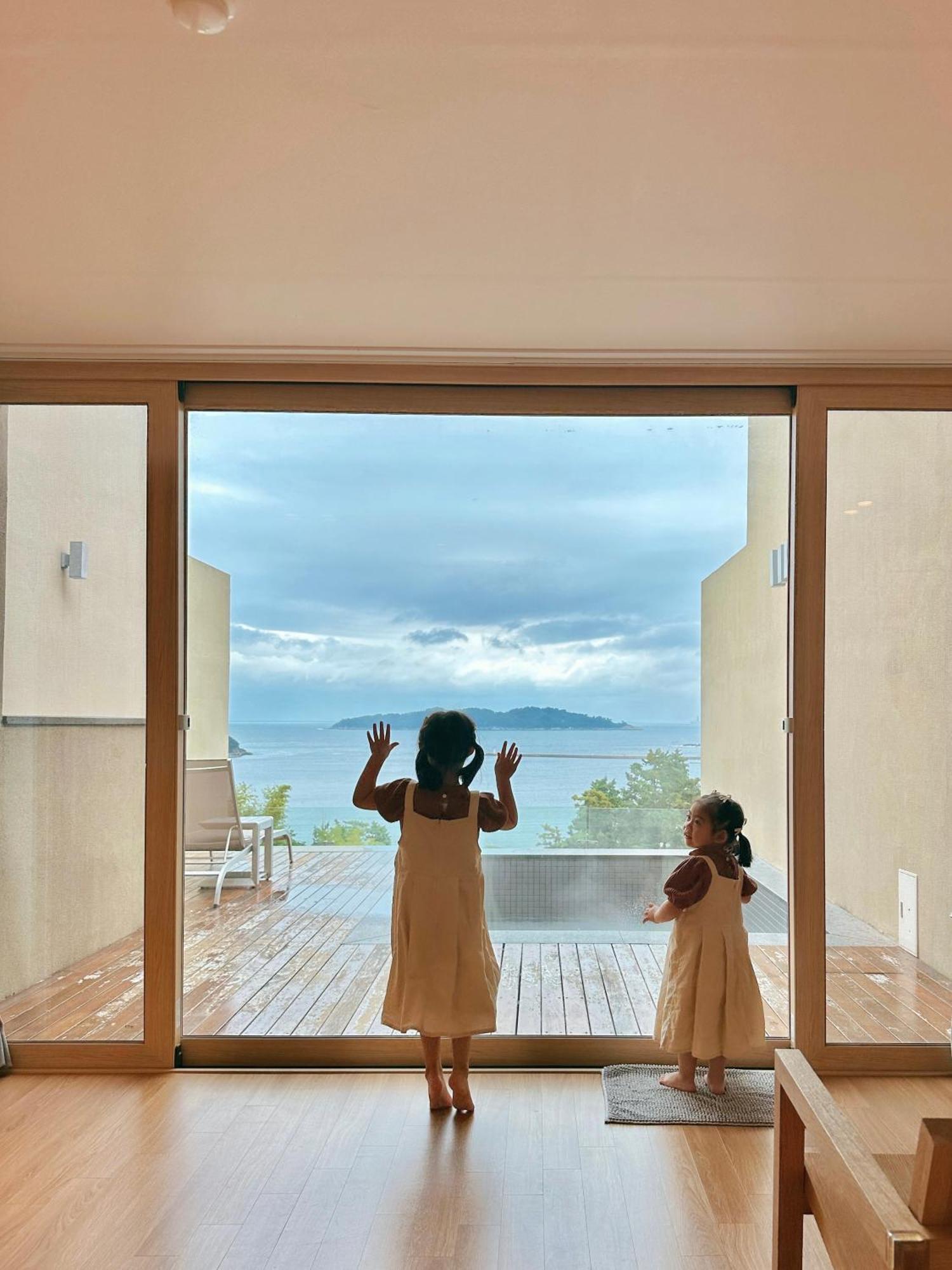 Hotel Sang Sang & Private Sang Sang Pool Villa Geoje Extérieur photo